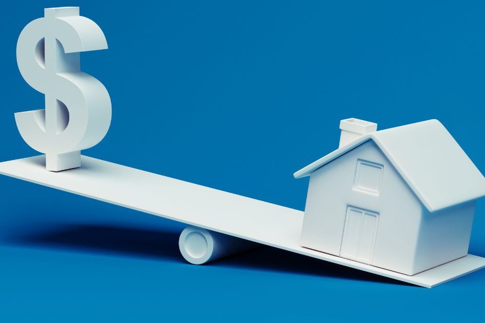 CCommercial real estate vs Stocks